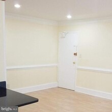 7759 Donnybrook Ct-Unit -105 in Annandale, VA - Building Photo - Building Photo