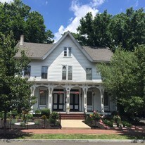 220 Stockton St, Unit 222 B in Hightstown, NJ - Building Photo