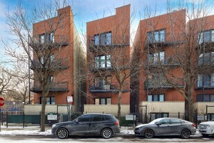 31 E 26th St in Chicago, IL - Building Photo