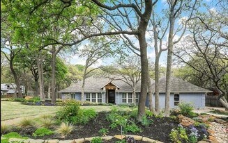 525 Bent Wood Ln in Southlake, TX - Building Photo