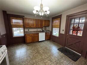 399 Central St in Burrillville, RI - Building Photo - Building Photo