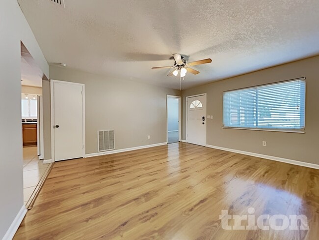 12293 103rd St N in Largo, FL - Building Photo - Building Photo