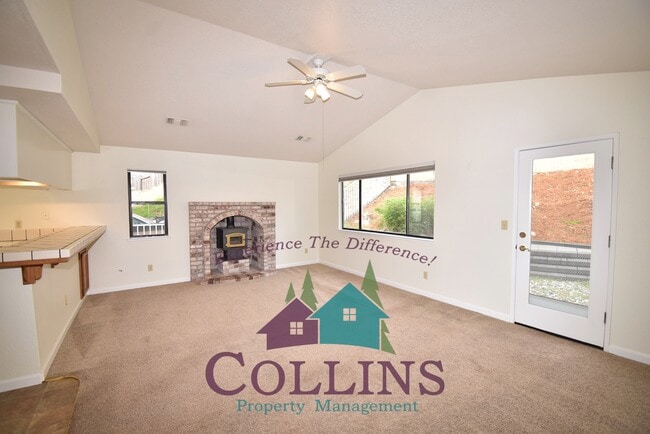 116 Stanford Ct in Grass Valley, CA - Building Photo - Building Photo