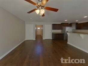 4009 Commons Dr in Spring Hill, TN - Building Photo - Building Photo