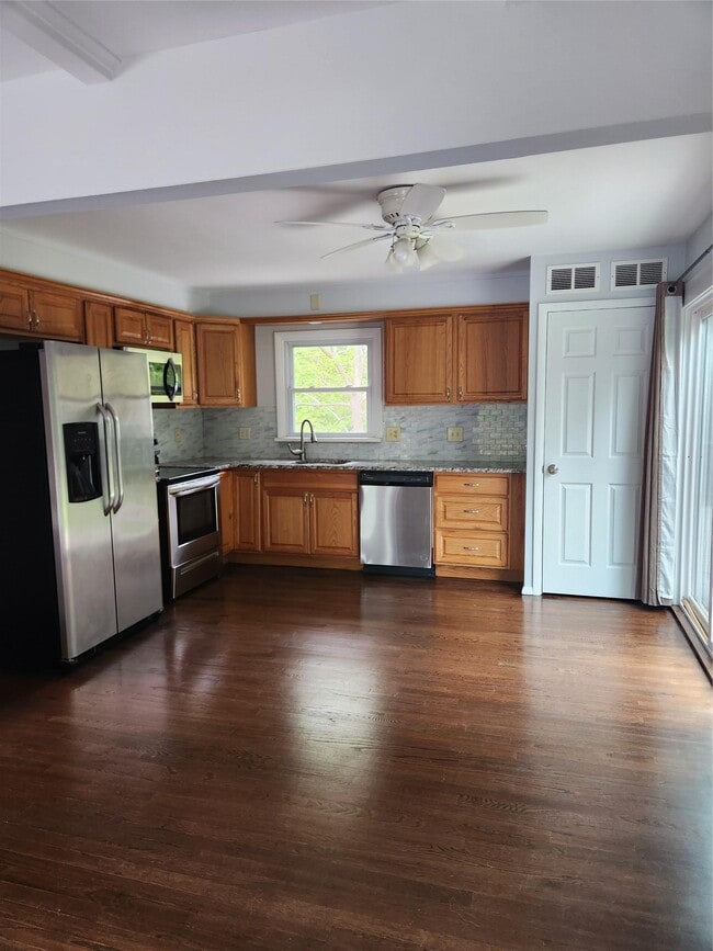 2 Espie Rd in Rhinebeck, NY - Building Photo - Building Photo
