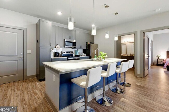 property at 1989 Cheshire Bridge Rd NE