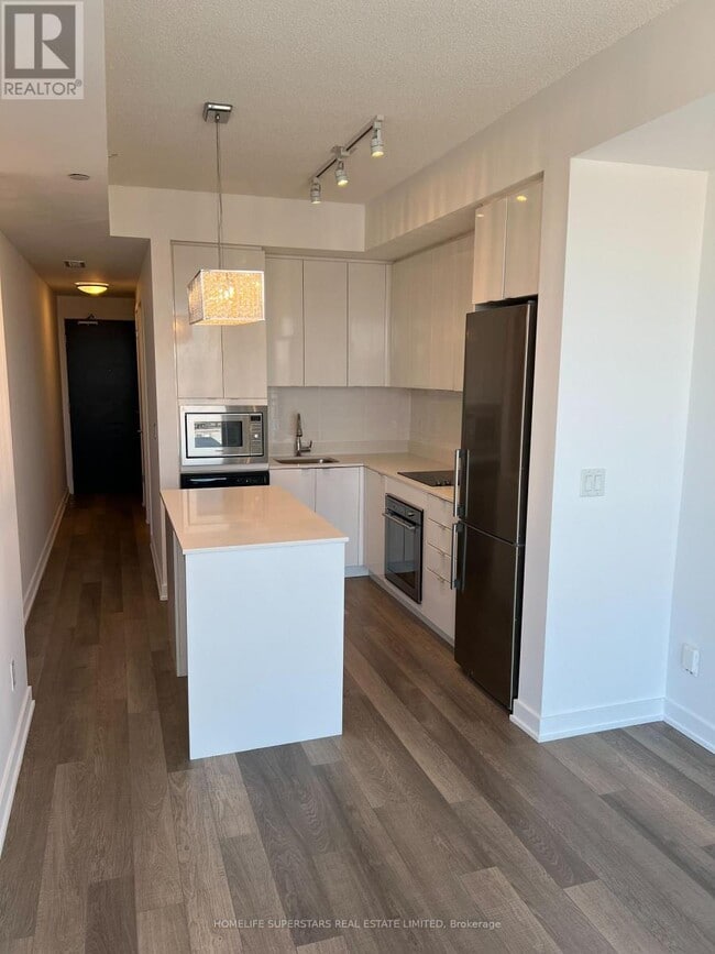 property at 5230-5230 Dundas St