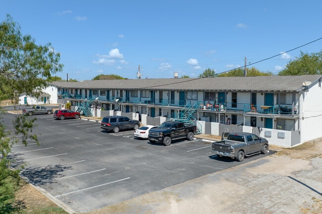 Sterling Oak Apartments