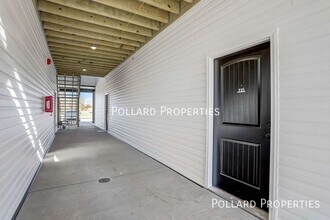 517 Parkview Dr in Wright City, MO - Building Photo - Building Photo