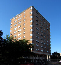 Palisades Plaza in Union City, NJ - Building Photo - Building Photo