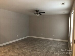 917 Oakwood Ave in Kannapolis, NC - Building Photo - Building Photo