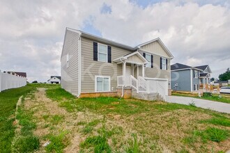 285 Gaston Cir in Elizabethtown, KY - Building Photo - Building Photo