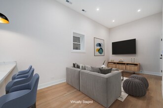 2455 W Armitage Ave in Chicago, IL - Building Photo - Building Photo