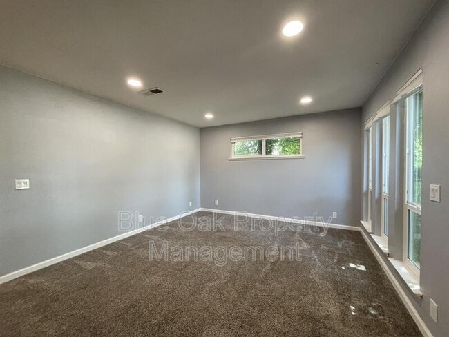 1 Carson St in Chico, CA - Building Photo - Building Photo