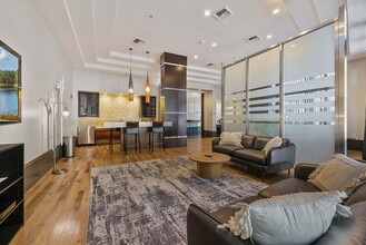 Taylor 28 in Seattle, WA - Building Photo - Building Photo