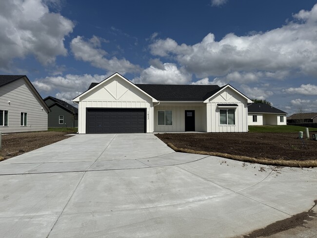 property at 1823 Liam Ct