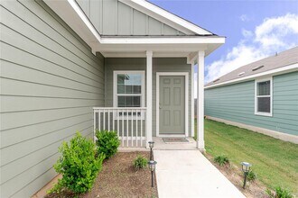 1135 Catfish Ln in Bastrop, TX - Building Photo - Building Photo