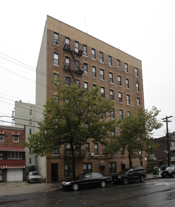 4350 Furman Ave in Bronx, NY - Foto de edificio