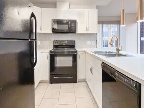 1320-1321 St SE in Calgary, AB - Building Photo - Building Photo