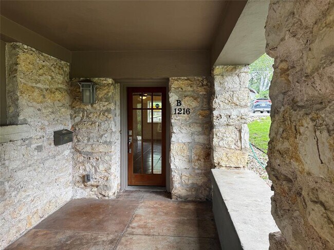 1216 W 22nd St in Austin, TX - Building Photo - Building Photo