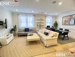 205 E St. Unit 12N, Unit 12N in Boston, MA - Building Photo - Building Photo