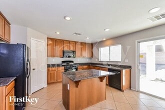 11617 Whipkey St in Las Vegas, NV - Building Photo - Building Photo