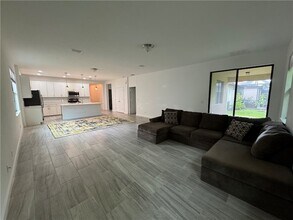 1751 Willows Sq in Vero Beach, FL - Building Photo - Building Photo