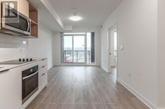 1185 Dupont St in Toronto, ON - Building Photo - Building Photo