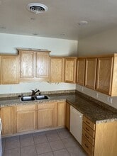 3900 205 N Butler Ave in Farmington, NM - Building Photo - Building Photo