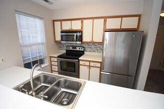 4990 Windsor Green Way in Myrtle Beach, SC - Building Photo - Building Photo