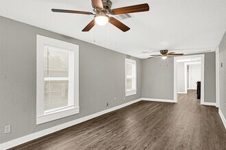 6218 Woodrow St in Texas City, TX - Building Photo - Building Photo