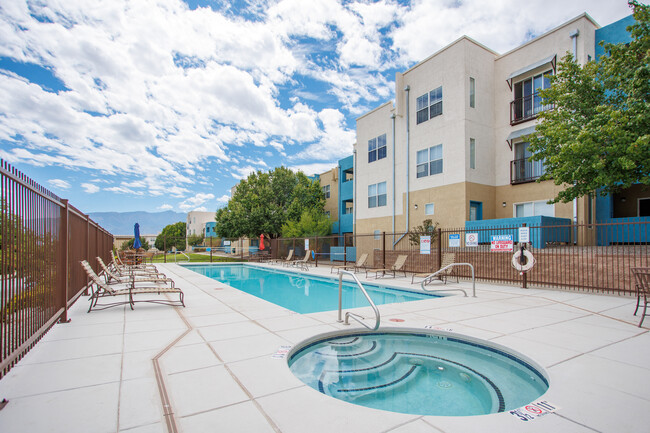 Enchanted Hills in Rio Rancho, NM - Foto de edificio - Building Photo