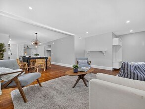 111 Sharon St in Medford, MA - Building Photo - Building Photo