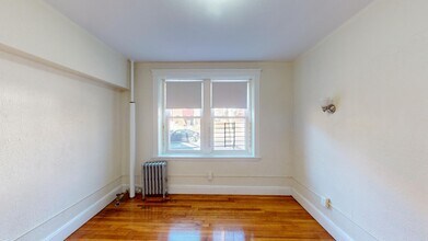 1750 Commonwealth Ave, Unit 1800-3 in Boston, MA - Building Photo - Building Photo