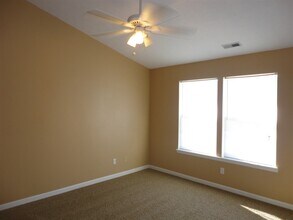 2154 Meadow Glen Blvd in Franklin, IN - Building Photo - Building Photo
