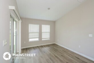 5512 Arlington River Dr. in Lakeland, FL - Foto de edificio - Building Photo