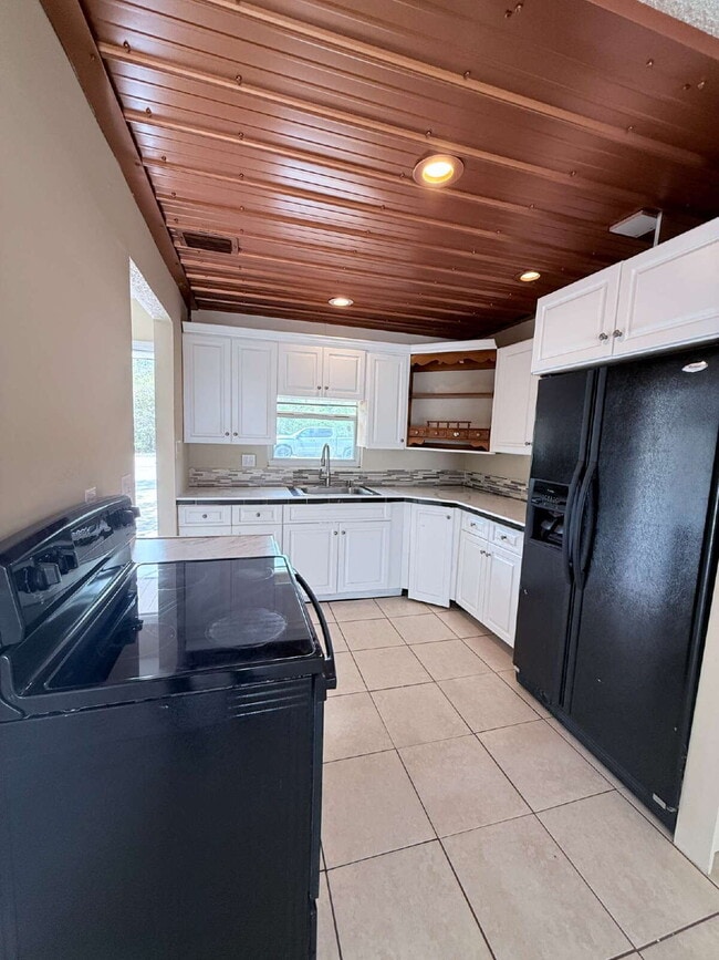 614 Jupiter Ave NW in Lake Placid, FL - Building Photo - Building Photo