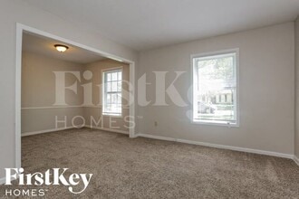 6156 Lacewood Cove in Memphis, TN - Foto de edificio - Building Photo