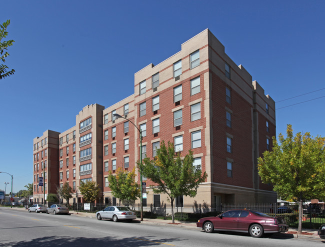 Senior Suites of Washington Heights in Chicago, IL - Building Photo - Building Photo