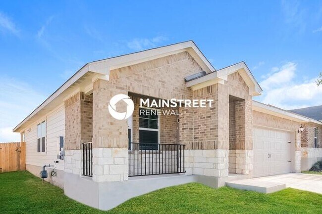 1018 Round Bale Rd in Hutto, TX - Building Photo - Building Photo