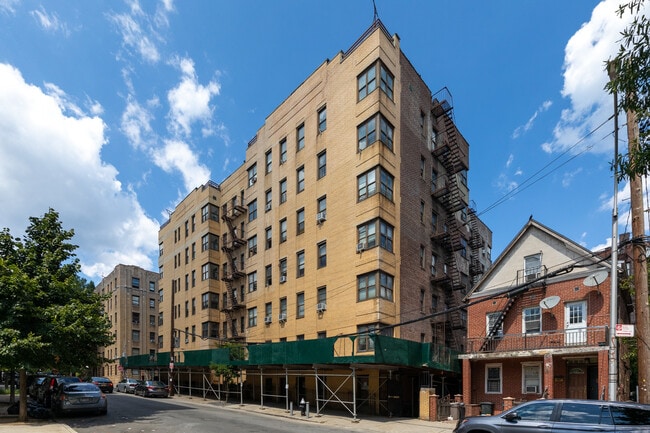 Origin North Valentine in Bronx, NY - Building Photo - Building Photo