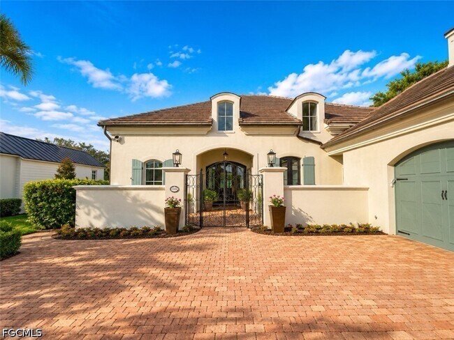 10020 Magnolia Pointe Ct in Ft. Myers, FL - Building Photo - Building Photo