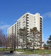 511 Canonberry Court & 666 Terrace Drive in Oshawa, ON - Building Photo - Building Photo