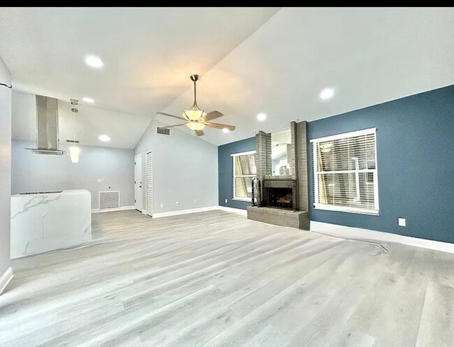 property at 5015 Nassau Cir
