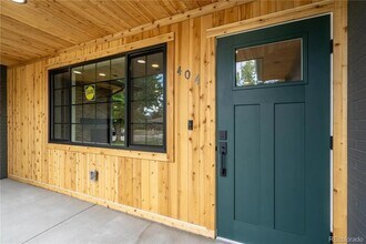 404 S Oneida Way in Denver, CO - Building Photo - Building Photo
