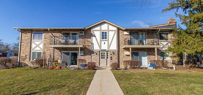 property at 16W540 87th St