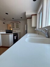 121 Ocean Ave, Unit 1 in Portland, ME - Building Photo - Building Photo