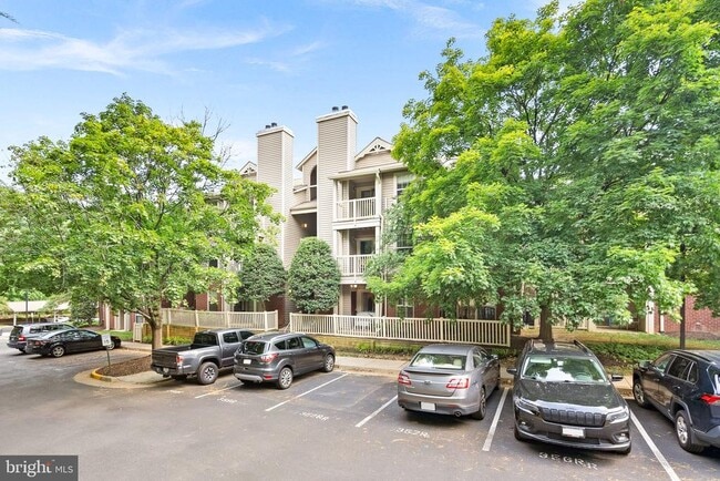 property at 1725 Ascot Way