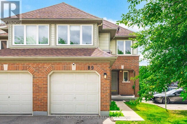 property at 2555-2555 Thomas St