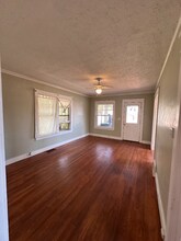 111 1st St in Moro, OR - Building Photo - Building Photo